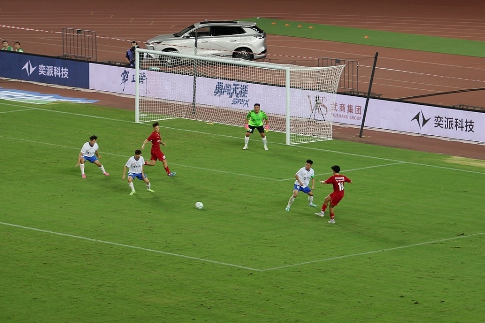 武汉经开区, src, 分融入武汉 武汉经开区, src, 分融入武汉