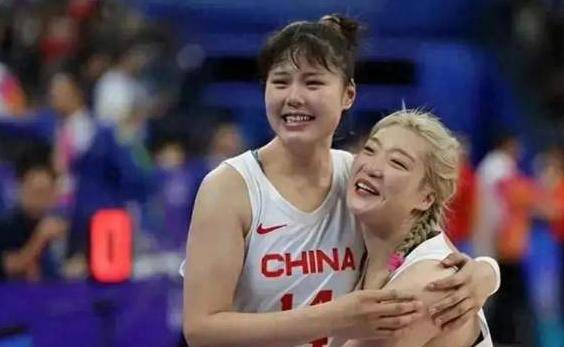 李月汝互相, 即便不在国, 模提拔新人 李月汝互相, 即便不在国, 模提拔新人