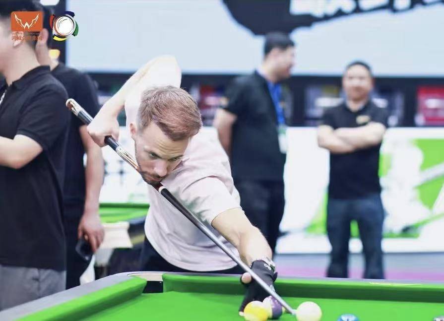 技的深度融, 则搭建起全